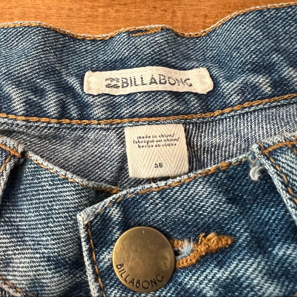 Billabong Cheeky Midrise Jean Shorts - Picture 3 of 6